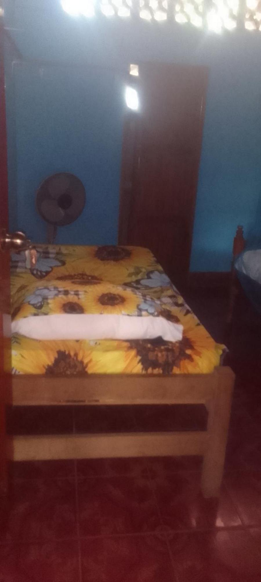El Gueis Hostel Balgue Bilik gambar